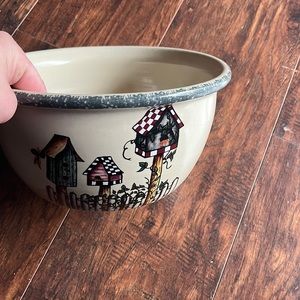 Birdhouse bowl